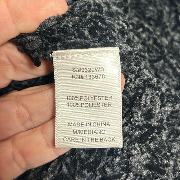 ‼️5/$25‼️ LOVE TREE SWEATER CARDIGAN MD - Picture 11 of 12